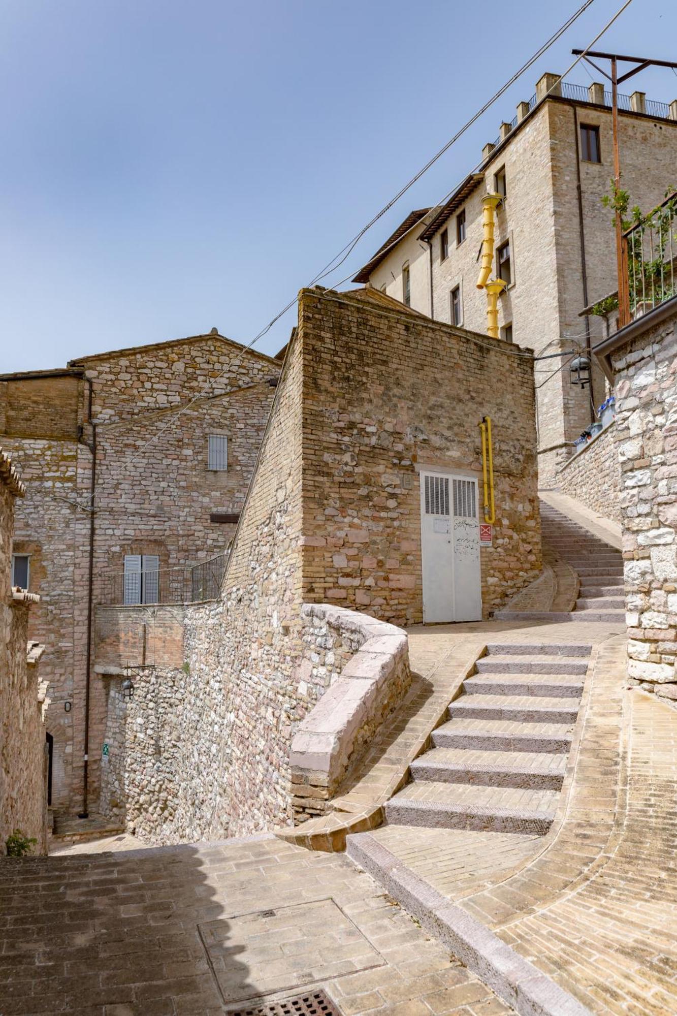Rustic House, Con Patio E Giardino, Assisi Centro Villa Exterior photo